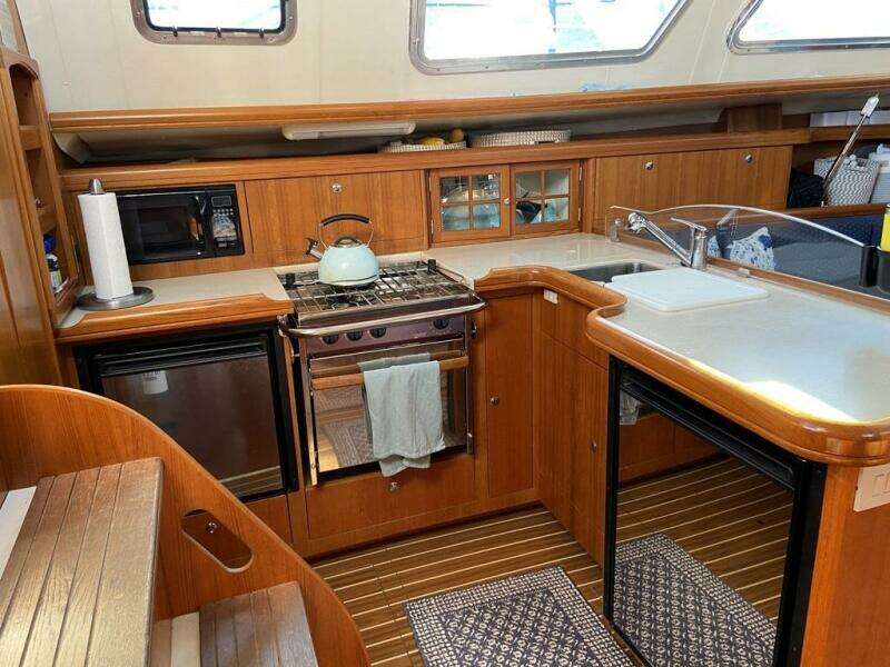CAMI ISLAND 44ft Hunter Yacht For Sale