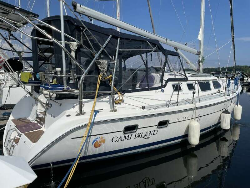 CAMI ISLAND 44ft Hunter Yacht For Sale