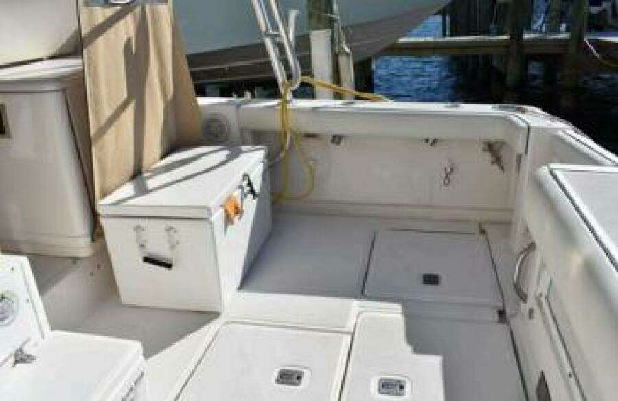 32ft Tiara Sport Yacht For Sale
