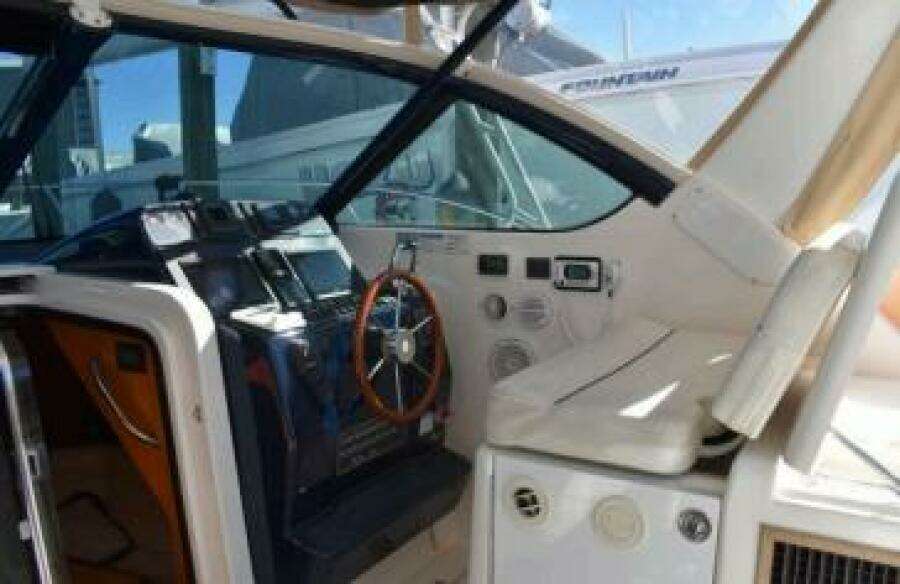32ft Tiara Sport Yacht For Sale