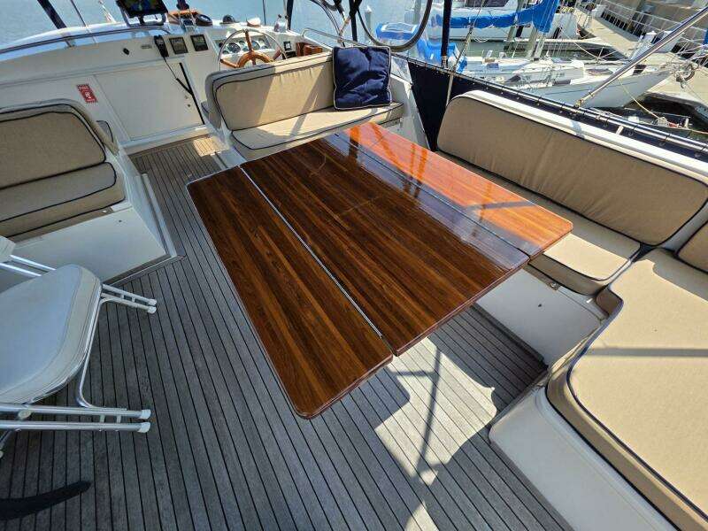 KOKOMO 42ft Grand Banks Yacht For Sale
