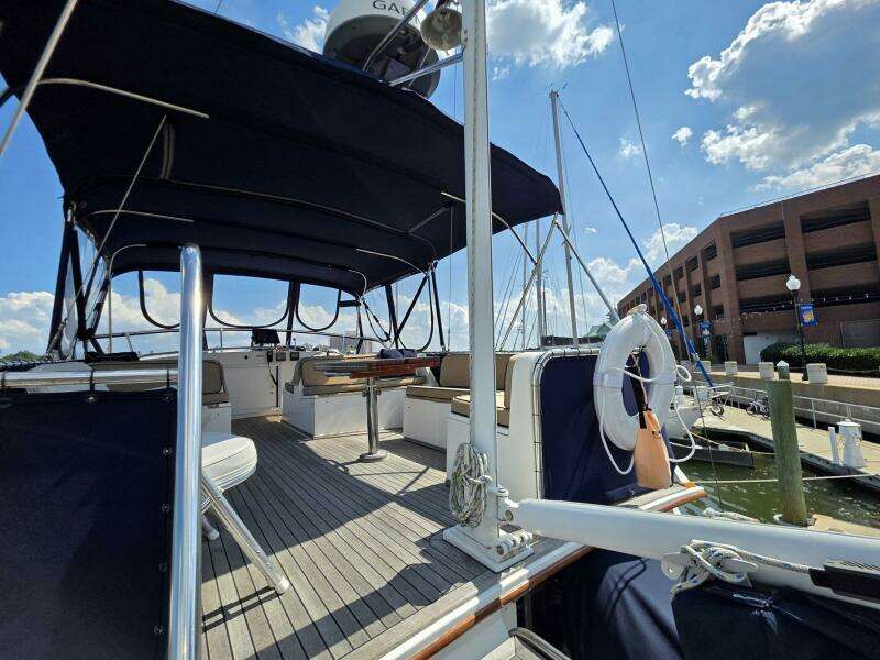 KOKOMO 42ft Grand Banks Yacht For Sale