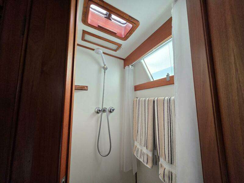 KOKOMO 42ft Grand Banks Yacht For Sale