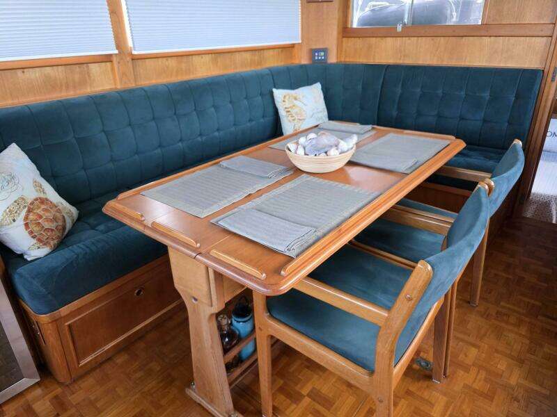 KOKOMO 42ft Grand Banks Yacht For Sale