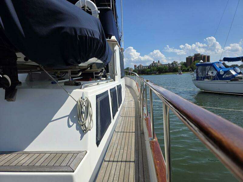 KOKOMO 42ft Grand Banks Yacht For Sale