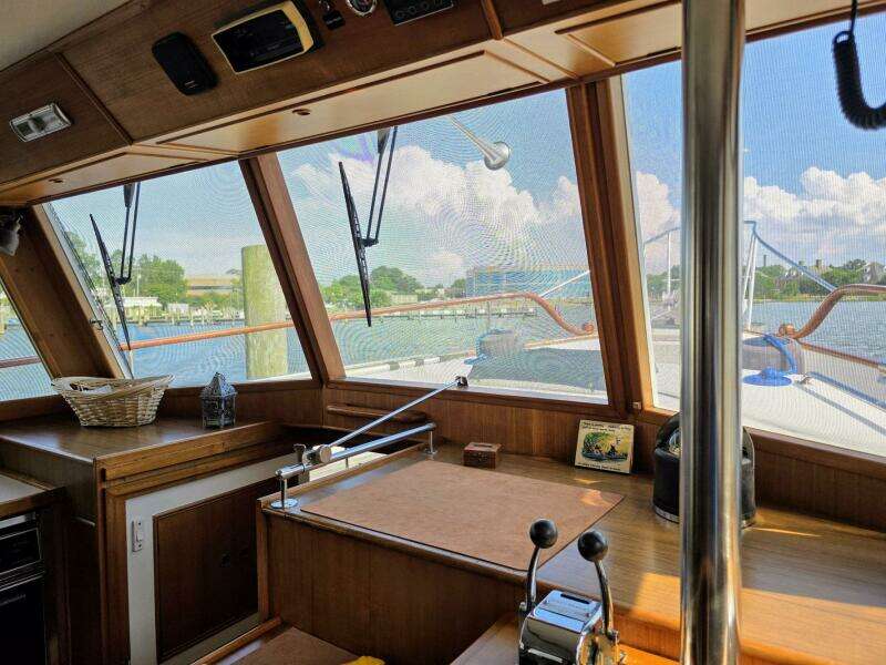 KOKOMO 42ft Grand Banks Yacht For Sale