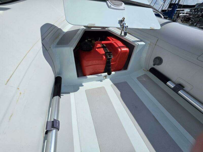 KOKOMO 42ft Grand Banks Yacht For Sale
