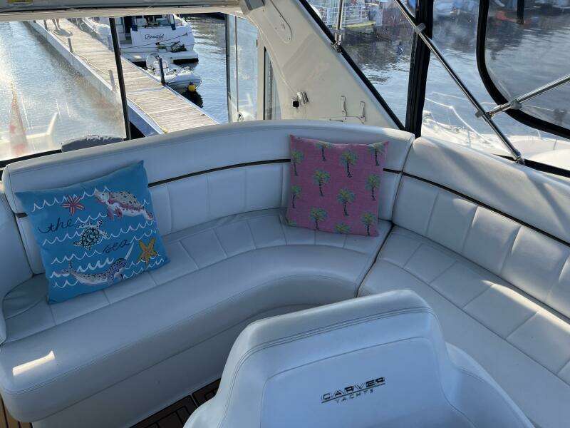 Done Saving 44ft Carver Yacht For Sale