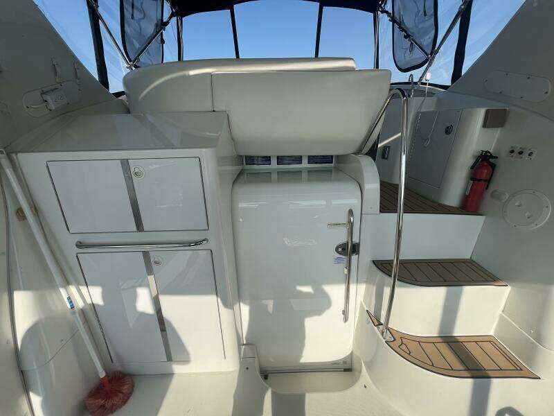 Done Saving 44ft Carver Yacht For Sale