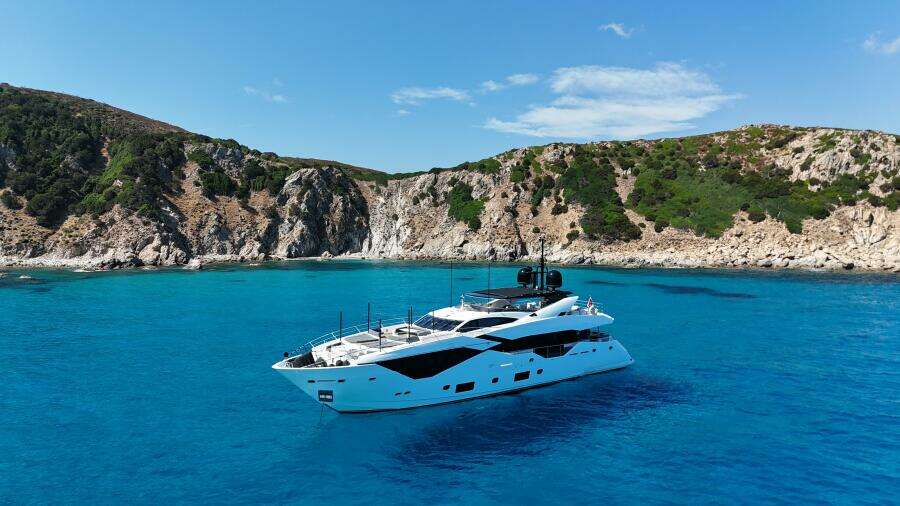 SURVIVOR 2 115ft Sunseeker Yacht For Sale