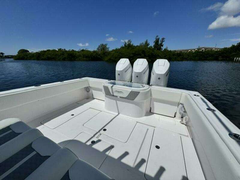 C2 39ft Invincible Yacht For Sale