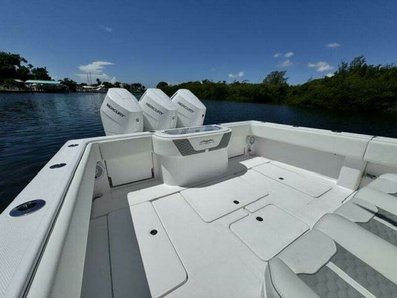 C2 39ft Invincible Yacht For Sale