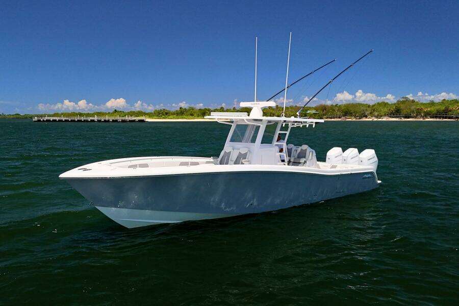 C2 39ft Invincible Yacht For Sale