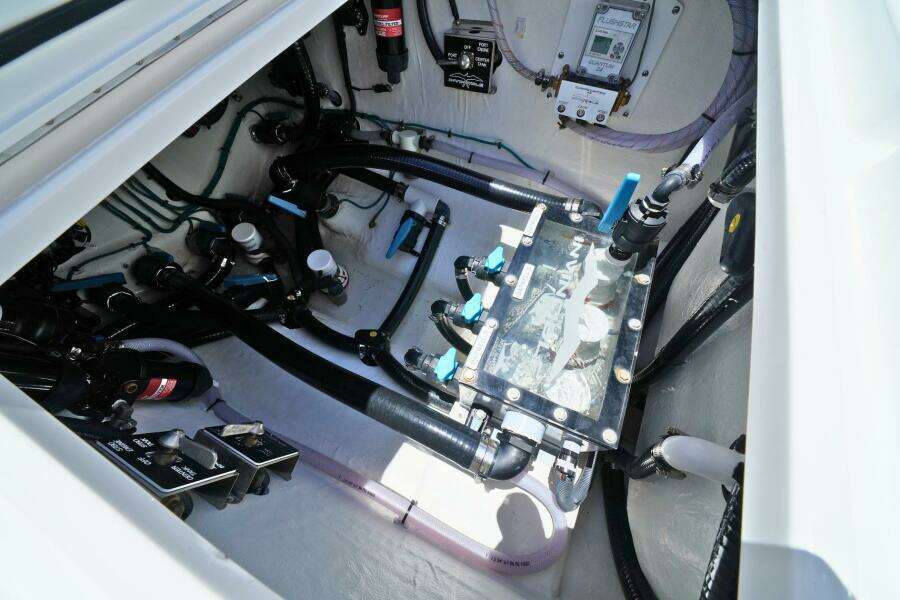 C2 39ft Invincible Yacht For Sale