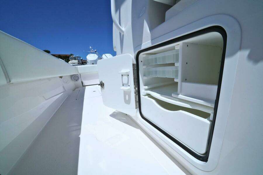 C2 39ft Invincible Yacht For Sale