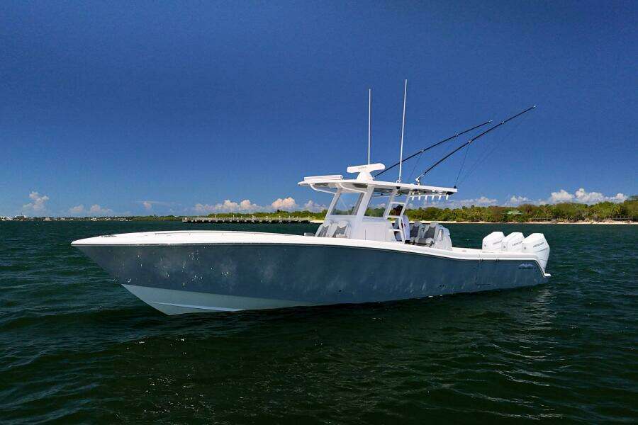 C2 39ft Invincible Yacht For Sale