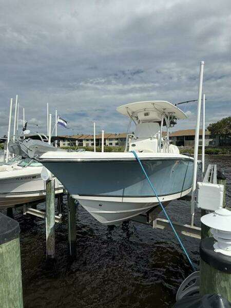 23ft Mako Yacht For Sale