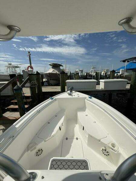 23ft Mako Yacht For Sale