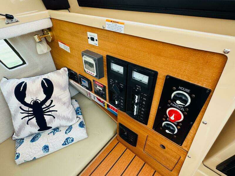 27ft Ranger Tugs Yacht For Sale