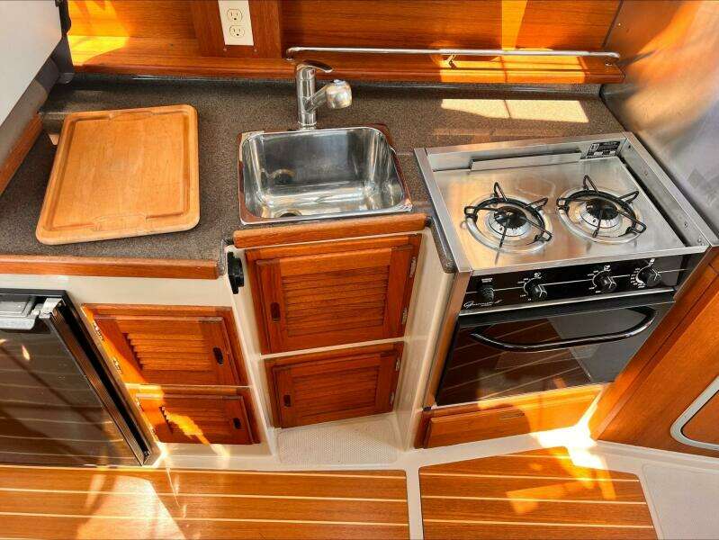 Snug Tug 27ft Ranger Tugs Yacht For Sale