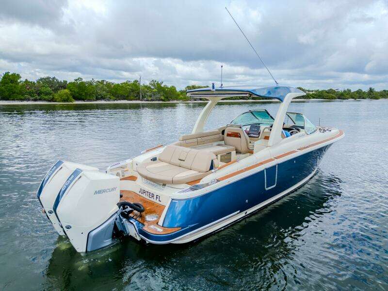TURLTE TIME 31ft Chris Craft Yacht For Sale