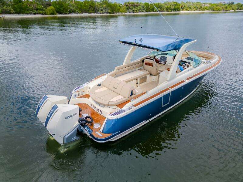 TURLTE TIME 31ft Chris Craft Yacht For Sale