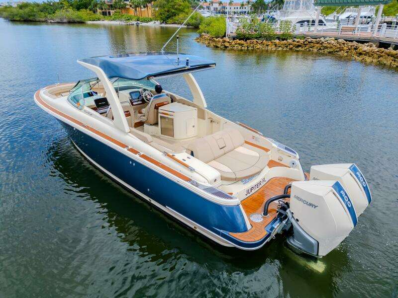 TURLTE TIME 31ft Chris Craft Yacht For Sale