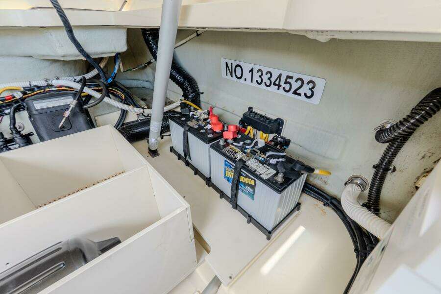 TURLTE TIME 31ft Chris Craft Yacht For Sale