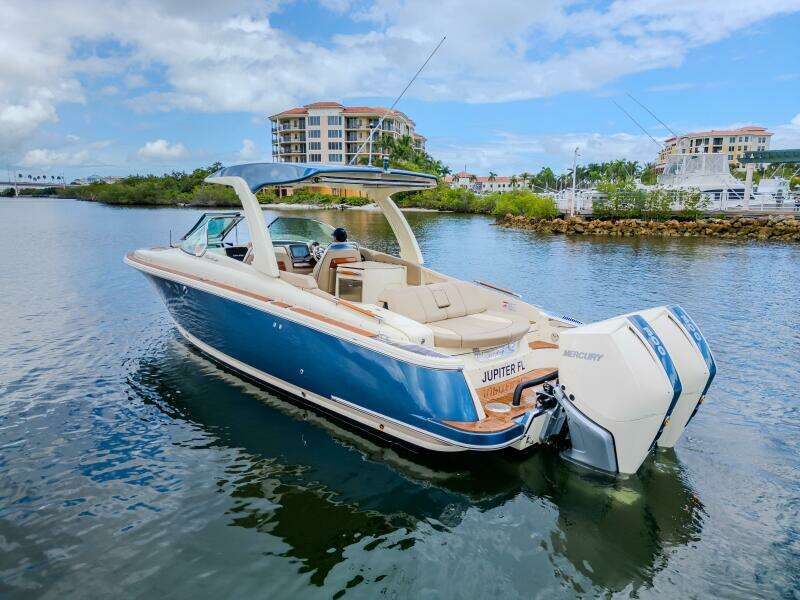 TURLTE TIME 31ft Chris Craft Yacht For Sale