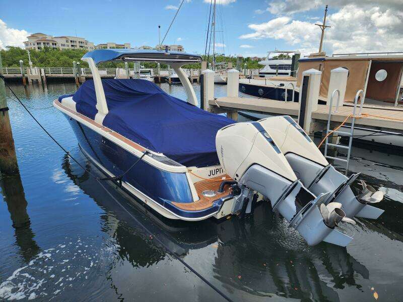 TURLTE TIME 31ft Chris Craft Yacht For Sale
