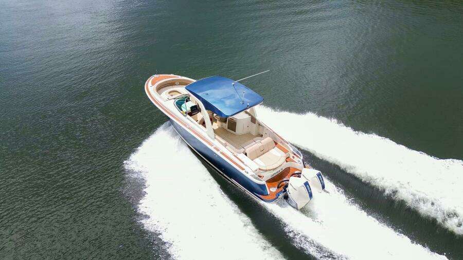 TURLTE TIME 31ft Chris Craft Yacht For Sale