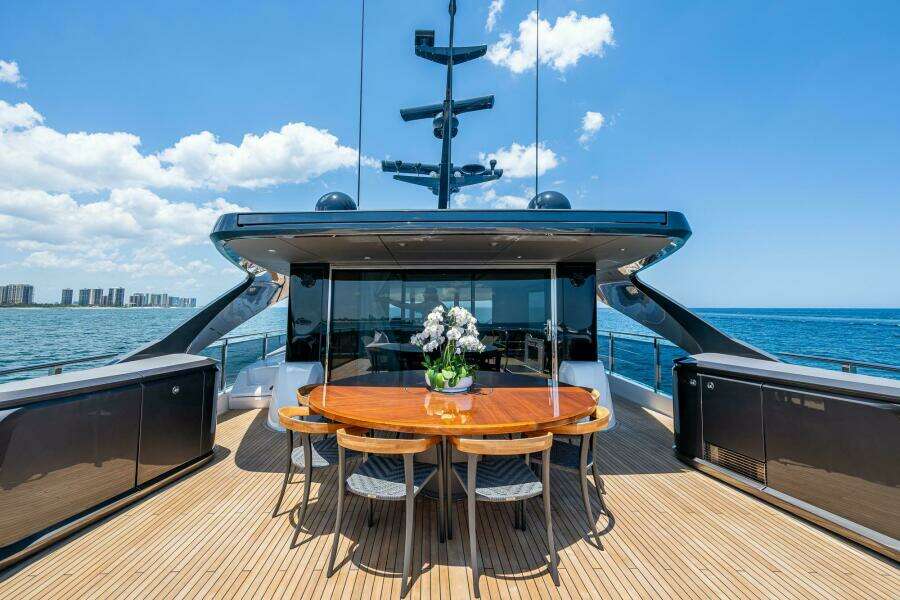 SPLASH 95ft Princess Yacht For Sale