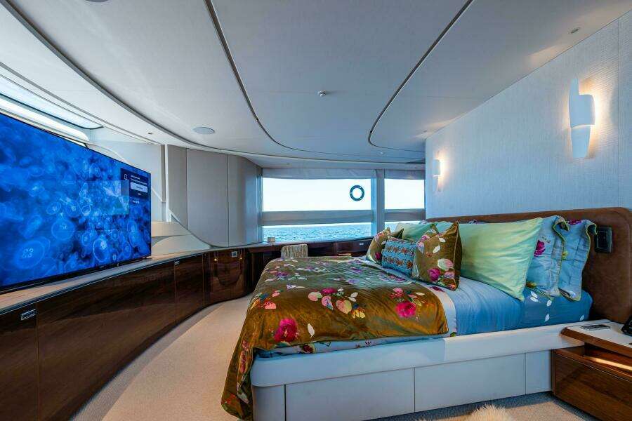 SPLASH 95ft Princess Yacht For Sale