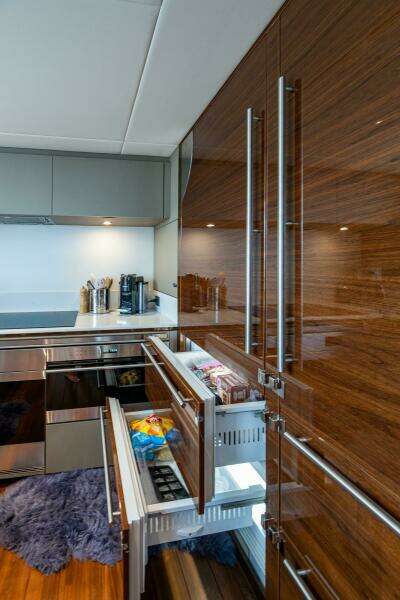 SPLASH 95ft Princess Yacht For Sale
