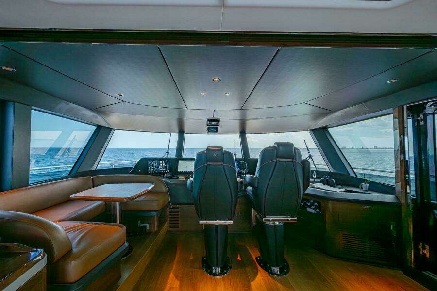 SPLASH 95ft Princess Yacht For Sale