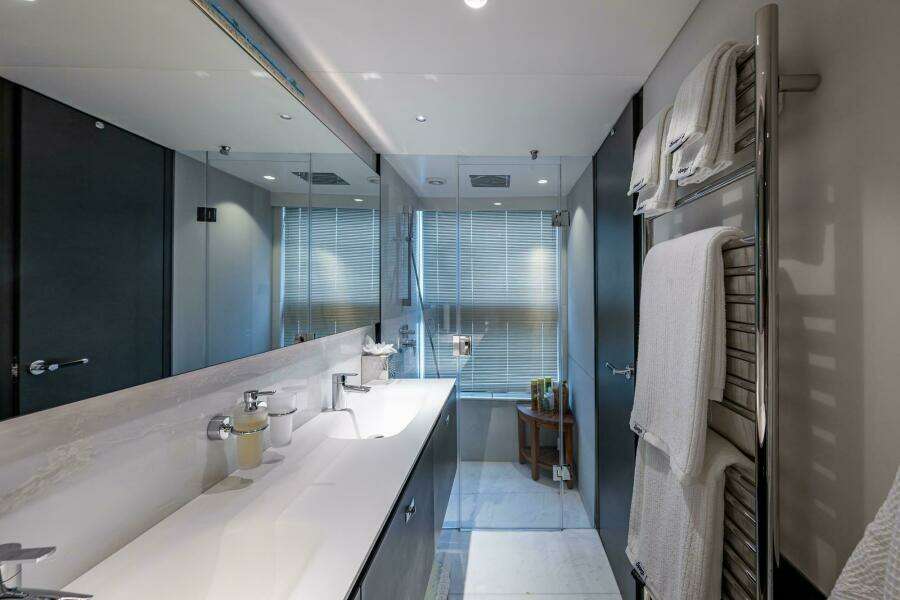 SPLASH 95ft Princess Yacht For Sale