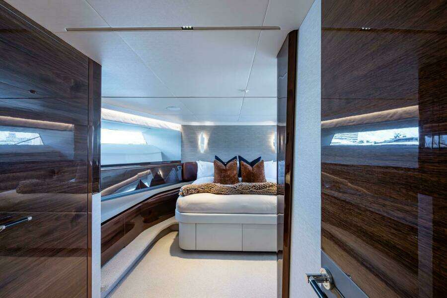 SPLASH 95ft Princess Yacht For Sale