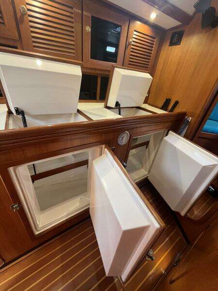 Elouise 54ft Hylas Yacht For Sale