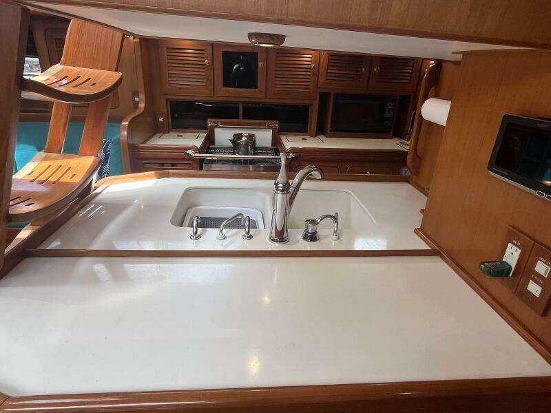 Elouise 54ft Hylas Yacht For Sale