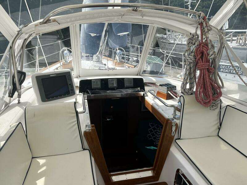 Elouise 54ft Hylas Yacht For Sale