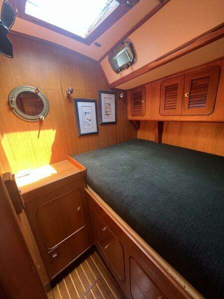 Elouise 54ft Hylas Yacht For Sale