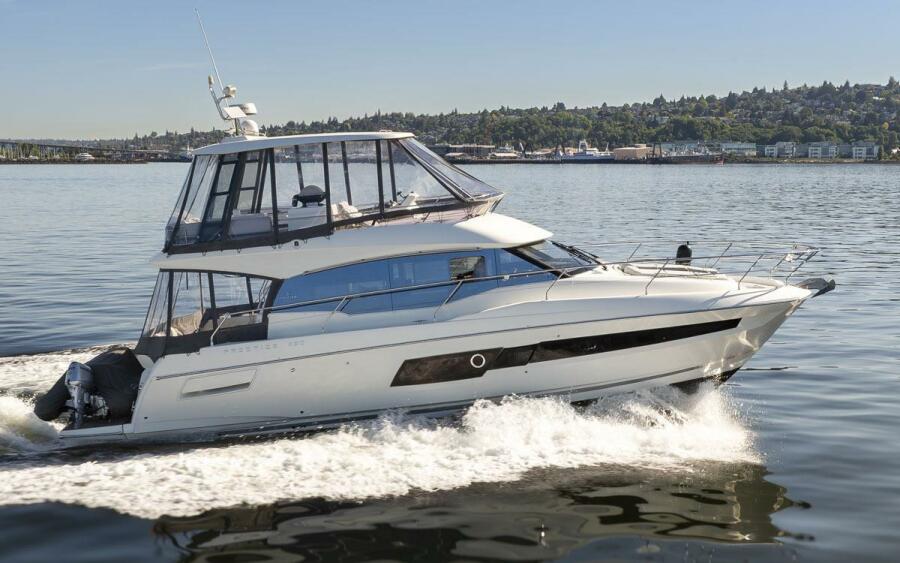 2019 Prestige 460