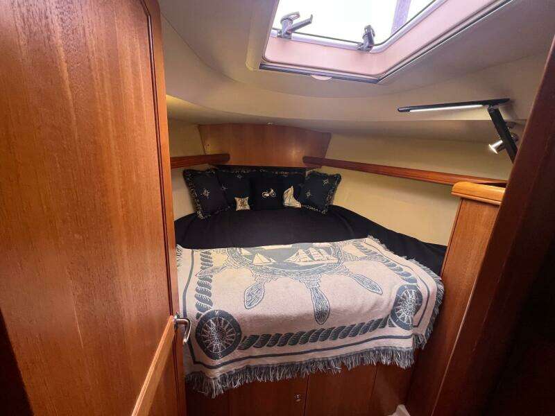 38ft Hunter Yacht For Sale