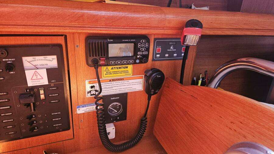 38ft Hunter Yacht For Sale