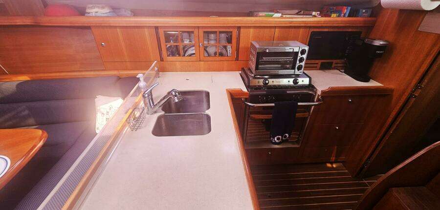 38ft Hunter Yacht For Sale