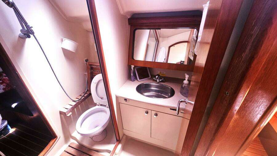 38ft Hunter Yacht For Sale