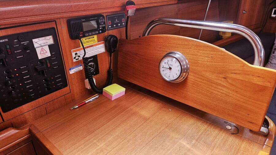 38ft Hunter Yacht For Sale