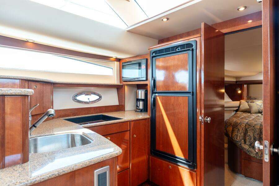 47ft Meridian Yacht For Sale