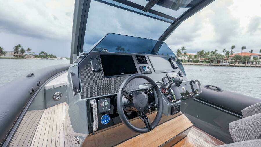 38ft Skipper Yacht For Sale