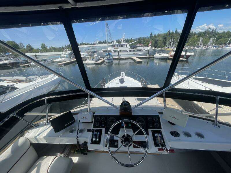 Miss Mary 38ft Bayliner Yacht For Sale